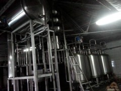 白兰地蒸馏机组 1.0m3 ×3果汁渣蒸馏塔 果酒工厂蒸馏发酵后果渣